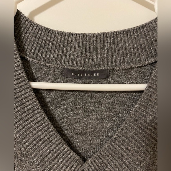 Sweater vest - Picture 3 of 4